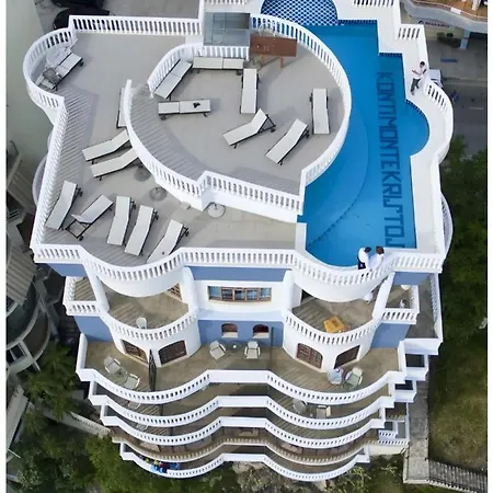 Apartment Kanes Free Rooftop Pool Access *