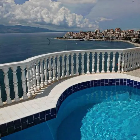 Apartment Kanes Free Rooftop Pool Access *